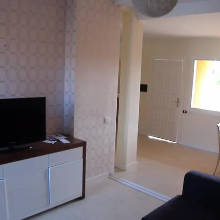 One Bedrom Near Playa Fanabe *